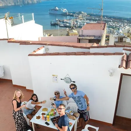Affittacamere Banana Surf House Los Cristianos (Tenerife)