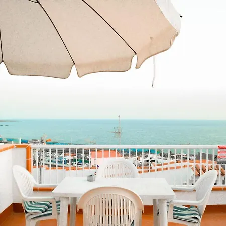 Banana Surf House Guest house Los Cristianos (Tenerife)