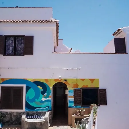 Banana Surf House Penzion