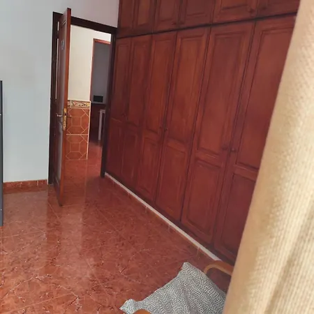 Banana Surf House Guest house Los Cristianos (Tenerife)