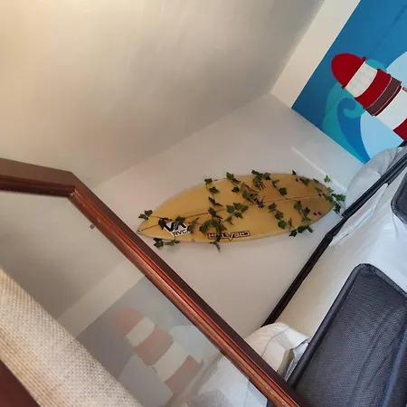 Banana Surf House