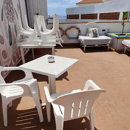 Banana Surf House Guest house *