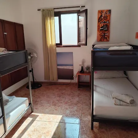 Banana Surf House לוס כריסטיאנוס