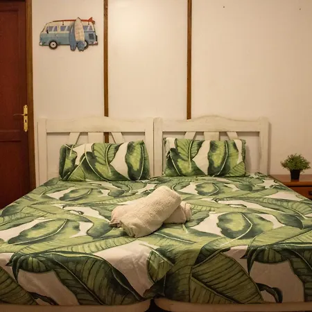 Guest house Banana Surf House *